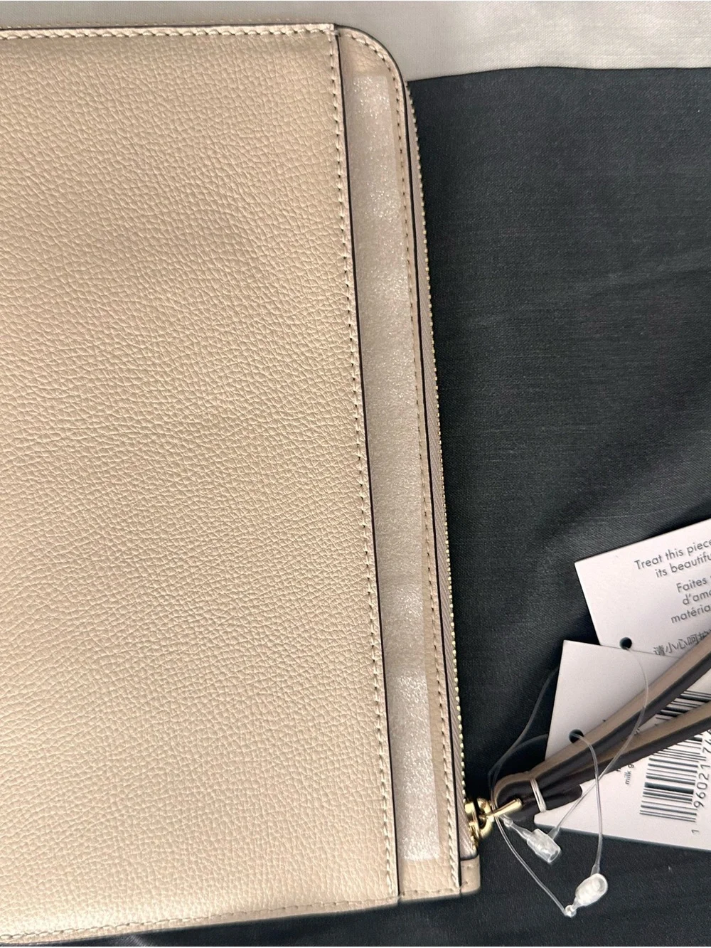 NWT kate spade beige floral appliqué wristlet clutch